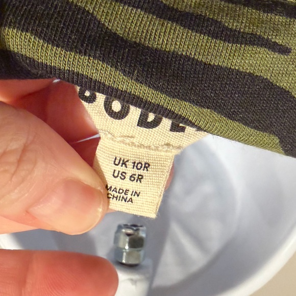 Boden Laura Jersey Midi Shirt Dress Oregano Animal Tiger Print size US 6 Regular - Picture 10 of 10